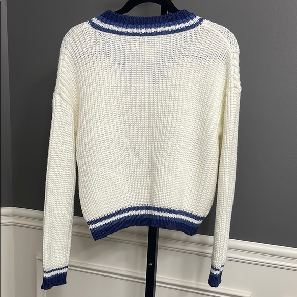 NWT, Cotton Emporium V-Neck Sweater - Picture 4 of 4